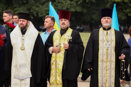 Одесса почтила память погибших защитников за независимость и суверенитет Украины (фоторепортаж)