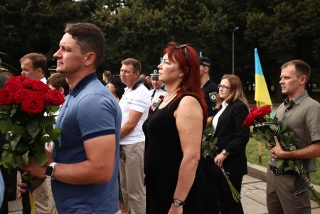 Одесса почтила память погибших защитников за независимость и суверенитет Украины (фоторепортаж)