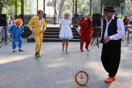 В Одессе стартовал фестиваль клоунов и мимов «Комедиада» (фоторепортаж)