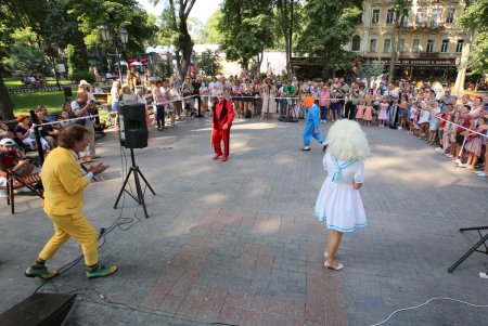 В Одессе стартовал фестиваль клоунов и мимов «Комедиада» (фоторепортаж)