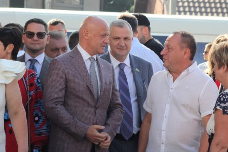 Открытие городского Дворца детского и юношеского творчества «Белая акация» (фоторепортаж)