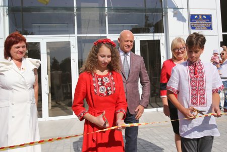 Открытие городского Дворца детского и юношеского творчества «Белая акация» (фоторепортаж)