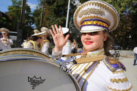 Открытие городского Дворца детского и юношеского творчества «Белая акация» (фоторепортаж)