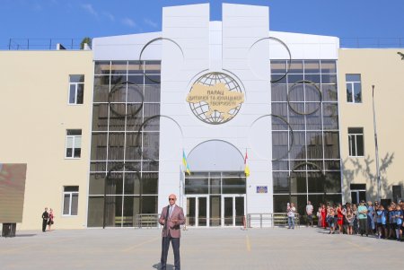 Открытие городского Дворца детского и юношеского творчества «Белая акация» (фоторепортаж)