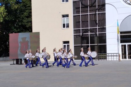 «Мы первыми в Украине создали Дворец творчества, в котором более чем в 20 секциях будут ежедневно заниматься свыше тысячи юных одесситов», - мэр Геннадий Труханов (фото)