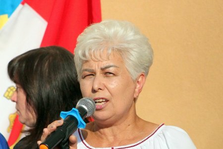 В капитально отремонтированной школе № 41 на Большевике прозвучал первый звонок (фоторепортаж)