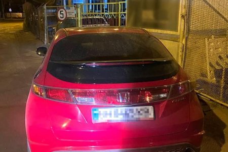 На Дальних Мельницах пьяный водитель пытался откупиться от патрульных (фото)