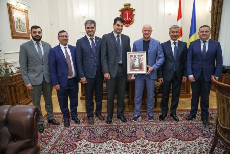 В Одесской мэрии обсудили перспективные направления партнерства с делегацией из Армении (фото)