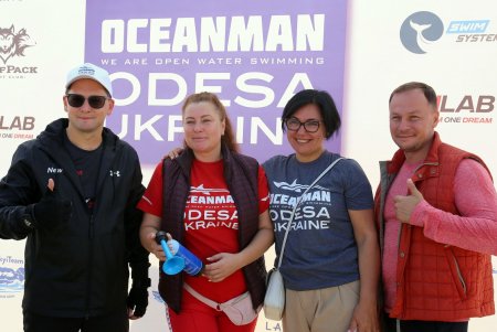На Ланжероне стартовали ежегодные соревнования по плаванию «Oceanman Odesa – 2021» (фоторепортаж)