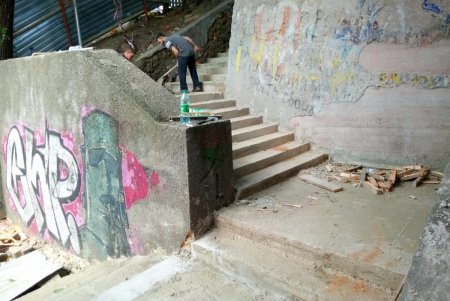 В Одессе начали капитально ремонтировать Курсантскую лестницу (фото)