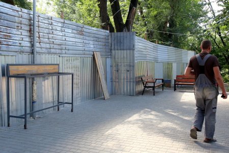 Капитальный ремонт Курсантской лестницы (фоторепортаж)