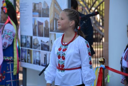 После капитального ремонта торжественно открыли школу № 41 (фоторепортаж)
