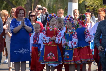 После капитального ремонта торжественно открыли школу № 41 (фоторепортаж)