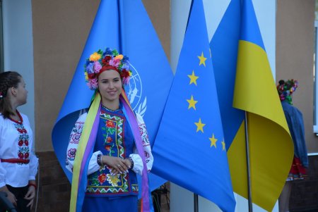 После капитального ремонта торжественно открыли школу № 41 (фоторепортаж)