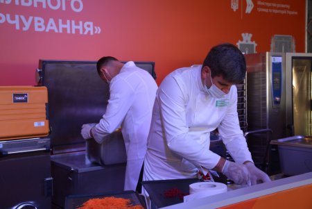 В Одессе обсудили реформу системы школьного питания (фоторепортаж)
