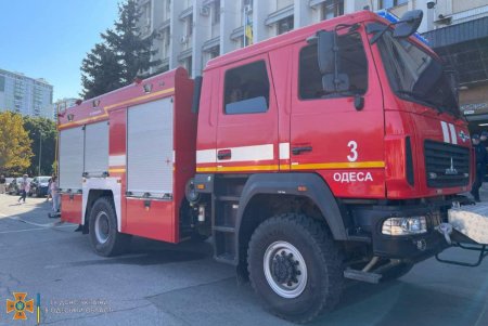 Пожарные тушили условное возгорание в Одесской обладминистрации  
