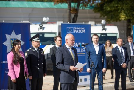 Нацполиция Украины получила от Евросоюза новые автомобили: часть направят в Одесскую область (фото, видео)