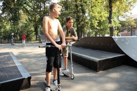 На Адмиральском проспекте открыли новый скейт-парк (фото)