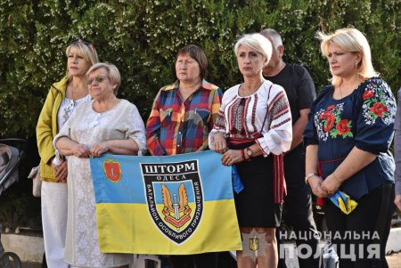 35 правоохранителей Одесской области отправились обеспечивать безопасность граждан на востоке страны (фото, видео)