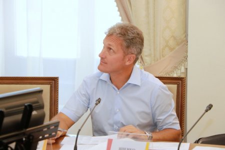 30 организаций соревнуются за возможность реализации социально значимых проектов за счет бюджета города (фото)