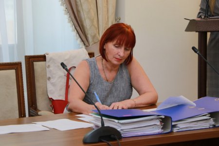 30 организаций соревнуются за возможность реализации социально значимых проектов за счет бюджета города (фото)