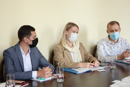 Внутренне перемещенным лицам предоставят в Одессе жилье и помогут психологически (фото, видео)