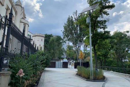 Второй этап реконструкции бульвара Жванецкого: в районе Торговой укладывают плитку и сооружают фонтан (фото, видеокомментарий)