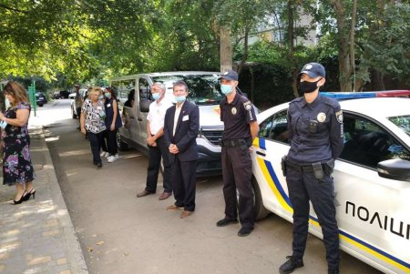 Две квартиры для восьми человек: открыт городской кризисный центр для пострадавших от домашнего насилия (фото)
