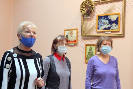 «Яркий калейдоскоп» - выставка декоративно-прикладного искусства (фоторепортаж)