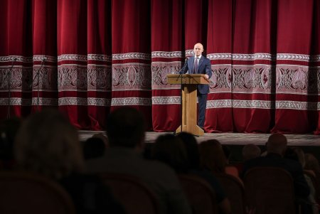 Одесским педагогическим работникам вручили награды в преддверии профессионального праздника (фоторепортаж)