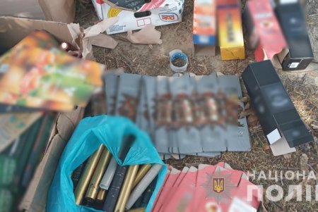 Житель Раздельнянского района производил «элитный» алкоголь в своем гараже (фото, видео)