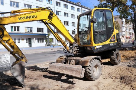 В ходе капремонта улицы Черняховского оборудовали велодорожку (фоторепортаж)