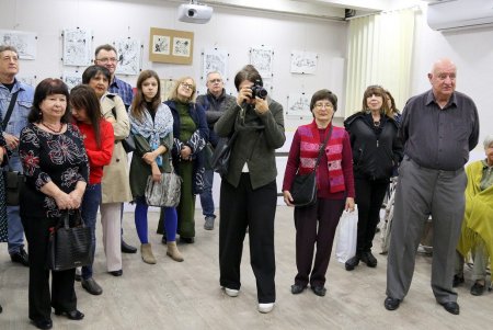 Во Всемирном клубе одесситов открылась выставка графики «Петля времени: преломление» (фоторепортаж)
