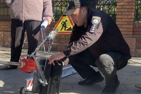 Патрульные проверяют дороги и улицы региона на пригодность к эксплуатации в зимний период
