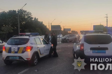 Под Одессой произошло масштабное ДТП: пострадали пять человек (фото) 