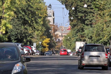 Прогулка по уютной улице Елисаветинской (фоторепортаж)