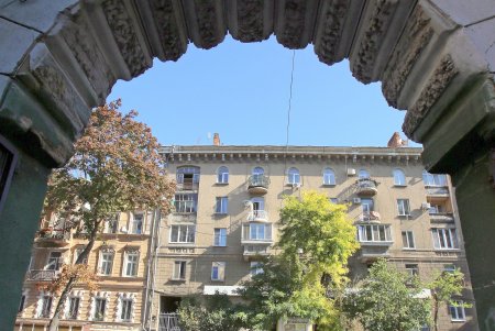 Прогулка по уютной улице Елисаветинской (фоторепортаж)
