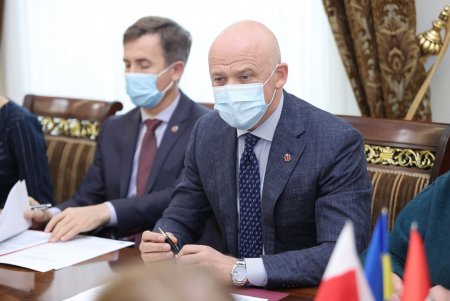 Мэр Одессы Геннадий Труханов провел встречу с польской делегацией Института национальной памяти (фото) 
