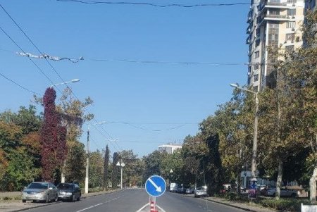 В Приморском и Малиновском районах создано пять островков безопасности, оборудованных пандусами