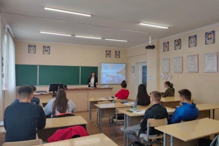 В Одесской области ювенальные прокуроры рассказали старшеклассникам о юриспруденции (фото)