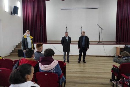 В Одесской области ювенальные прокуроры рассказали старшеклассникам о юриспруденции (фото)