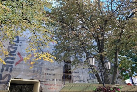 В Одессе продолжается реставрация зданий-памятников архитектуры (фото)