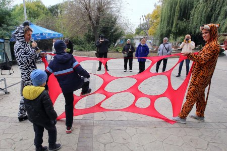 В Одесском зоопарке весело отпраздновали Международный день защиты животных (фоторепортаж)