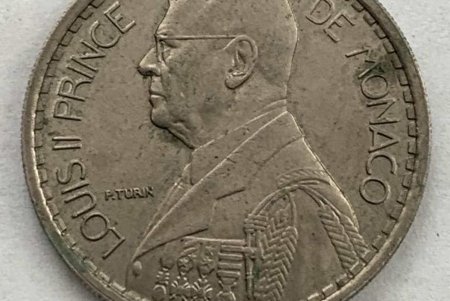 Одесские таможенники предотвратили незаконный вывоз за границу нумизматических изделий (фото) 