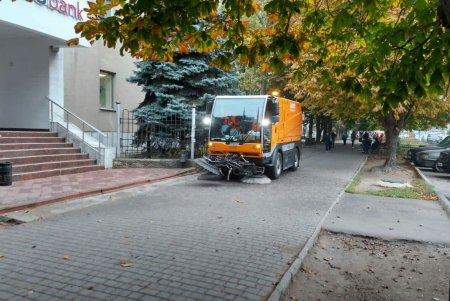 На Таирова ликвидировали стихийный рынок (фото)