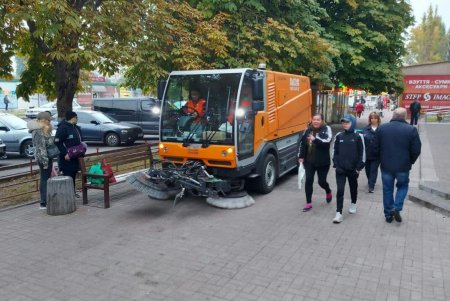 На Таирова ликвидировали стихийный рынок (фото)