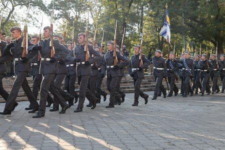 Память защитников и защитниц Украины почтили одесситы (фоторепортаж)