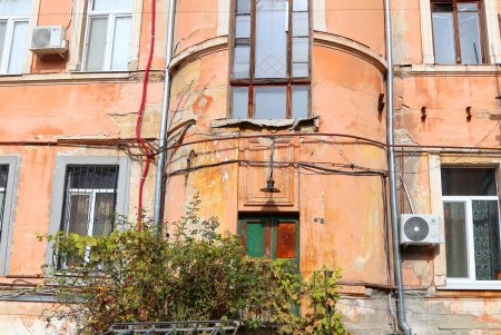 Архитектурные шедевры Молдаванки (фоторепортаж)