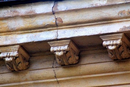 Архитектурные шедевры Молдаванки (фоторепортаж)