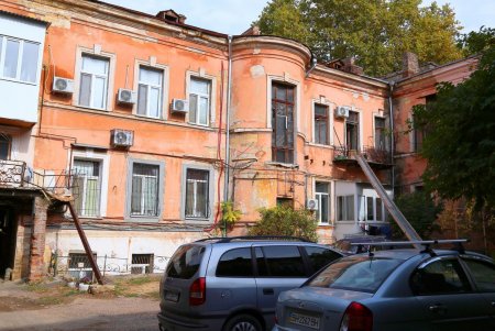 Архитектурные шедевры Молдаванки (фоторепортаж)